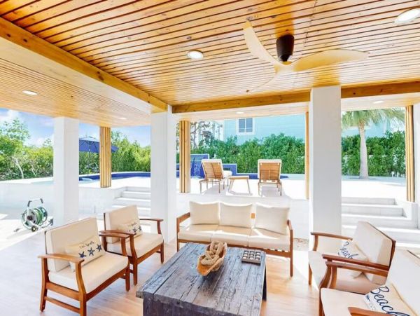 Waterfront Key Largo Gem with Pool and Fishing Pier